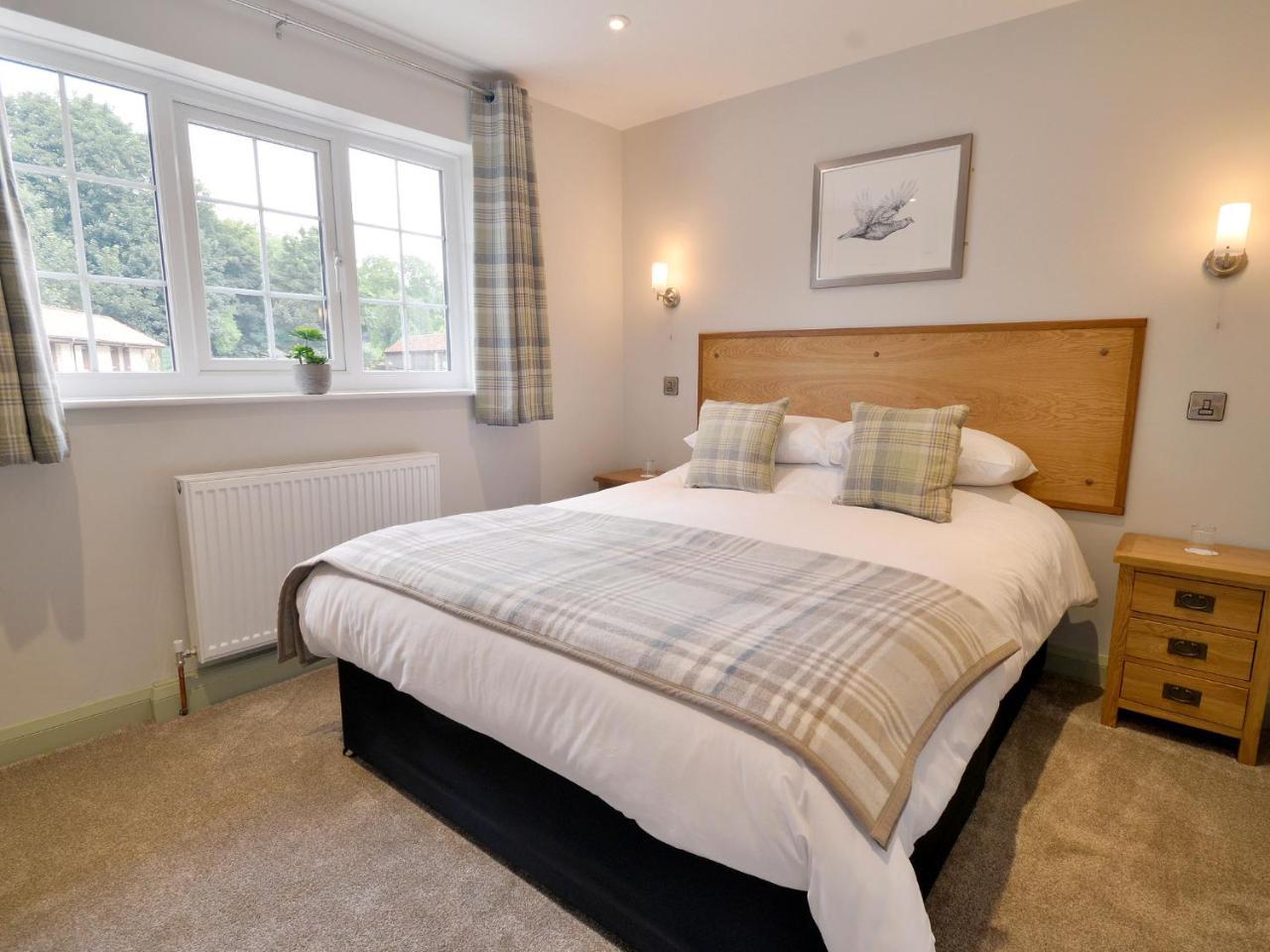 The Cayley Arms Inn Pickering Esterno foto