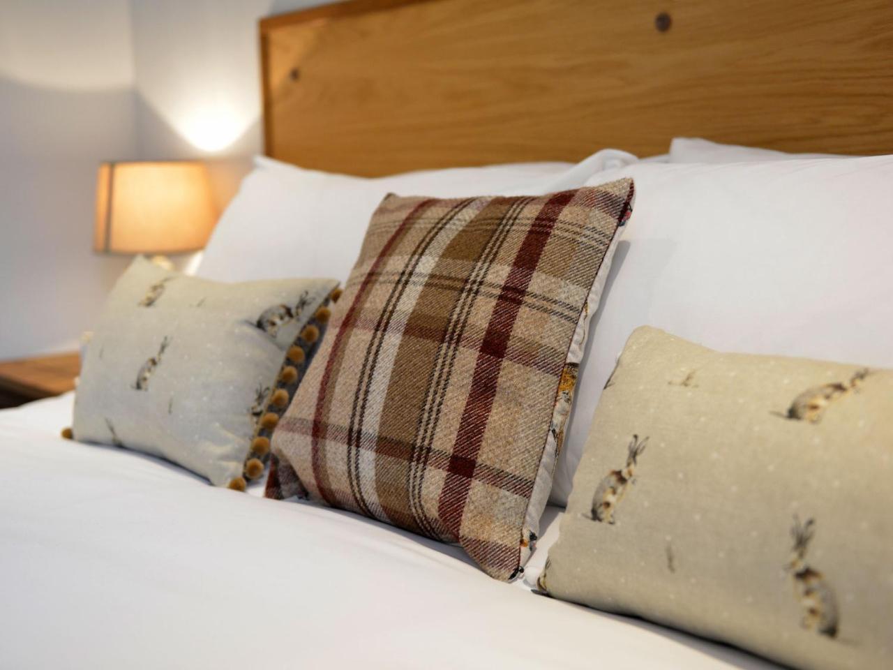 The Cayley Arms Inn Pickering Esterno foto